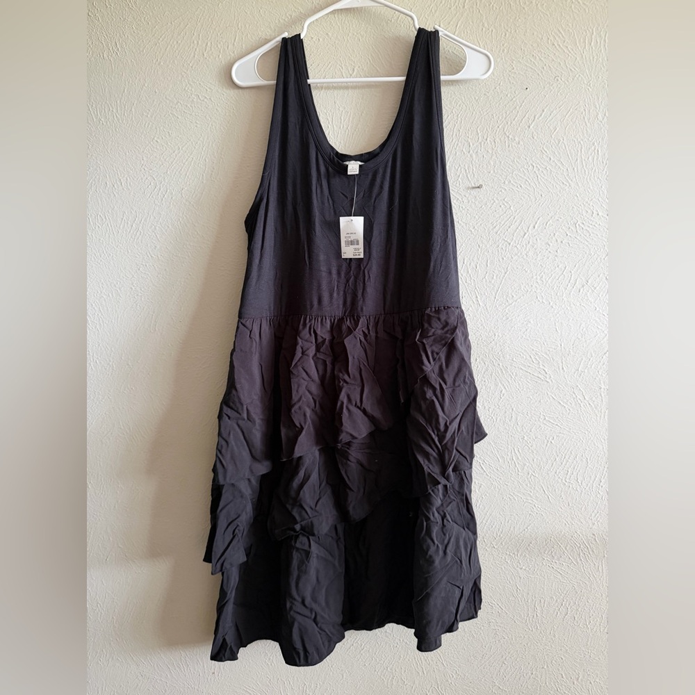 Sleeveless Black Tiered Maxi Dress by